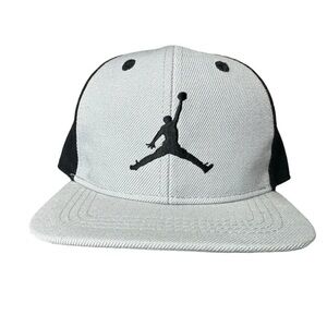 Nike Air‎ Jordan Infant Cap Hat Black Gray Strapback Flatbill Jumpman